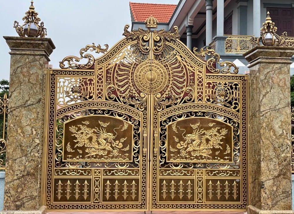 Cổng nhôm đúc Song Long Chầu Nguyệt C06