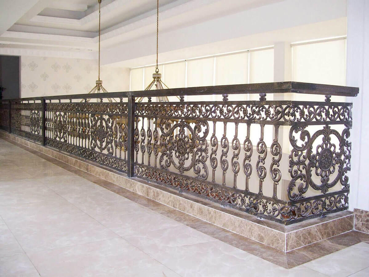 Cầu Thang Nhôm Đúc Cao Cấp CT02